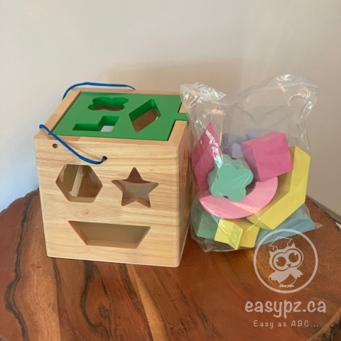Cube en bois pour enfants - formes